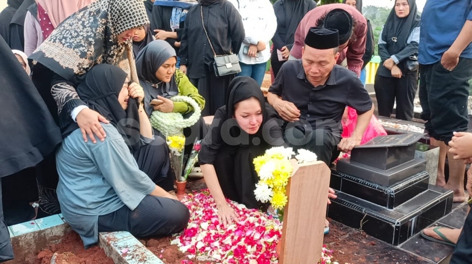 Meninggal, Kondisi Terakhir Keponakan Ayu Ting Ting di RS Sempat Diungkap Umi Kalsum