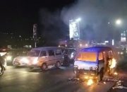 Mobil Terbakar dan Penumpang Terluka Saat Unjuk Rasa Kawal Putusan MK Bisa Klaim Asuransi?