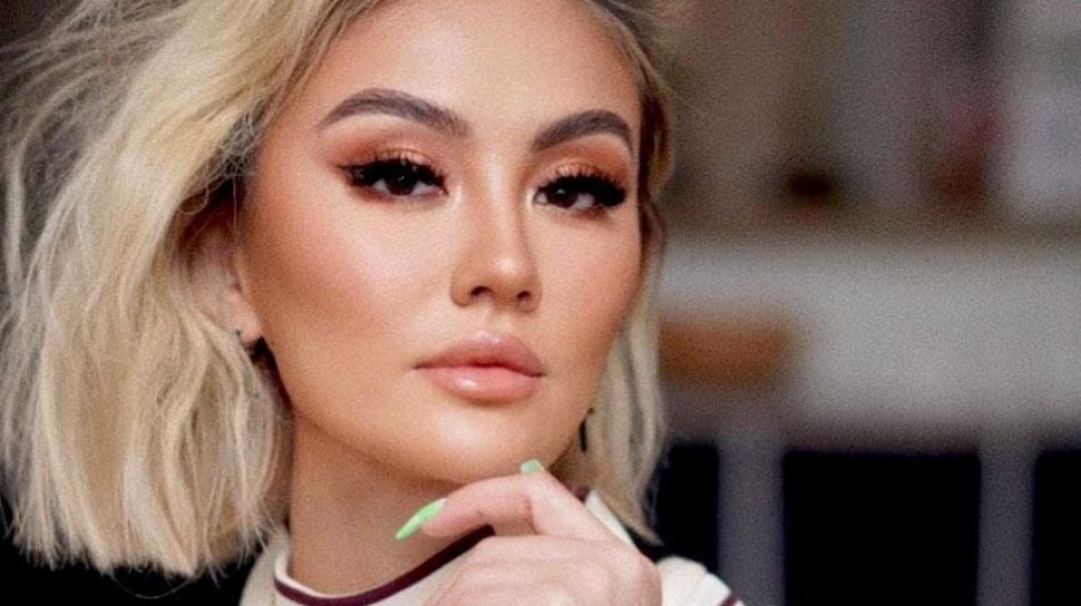 Party In Bali Trending di Itunes, Agnez Mo Beri Reaksi Seperti Ini