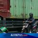 Pengendara Motor, Begini Cara Aman Mendahului Kendaraan Besar