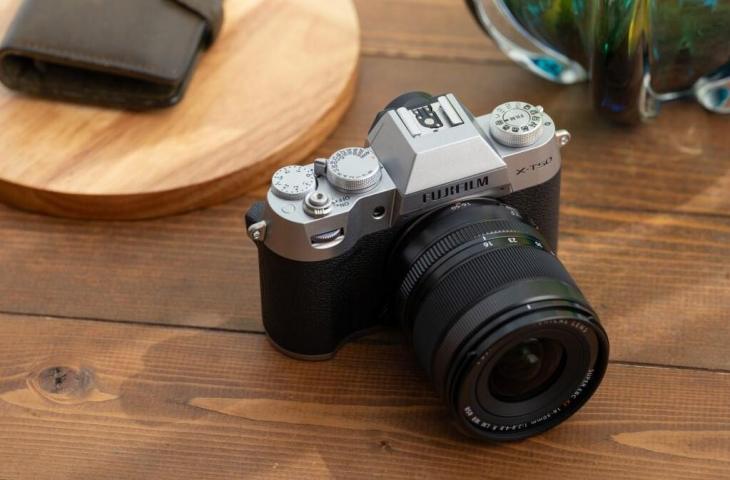 Fujifilm Rilis Dua Kamera Digital Mirrorless, Lengkap dengan Dua Lensa Terbaru