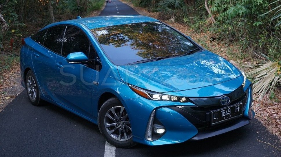 Pasar Sedan Lesu, Penjualan Toyota Prius Hybrid di Indonesia Terbatas