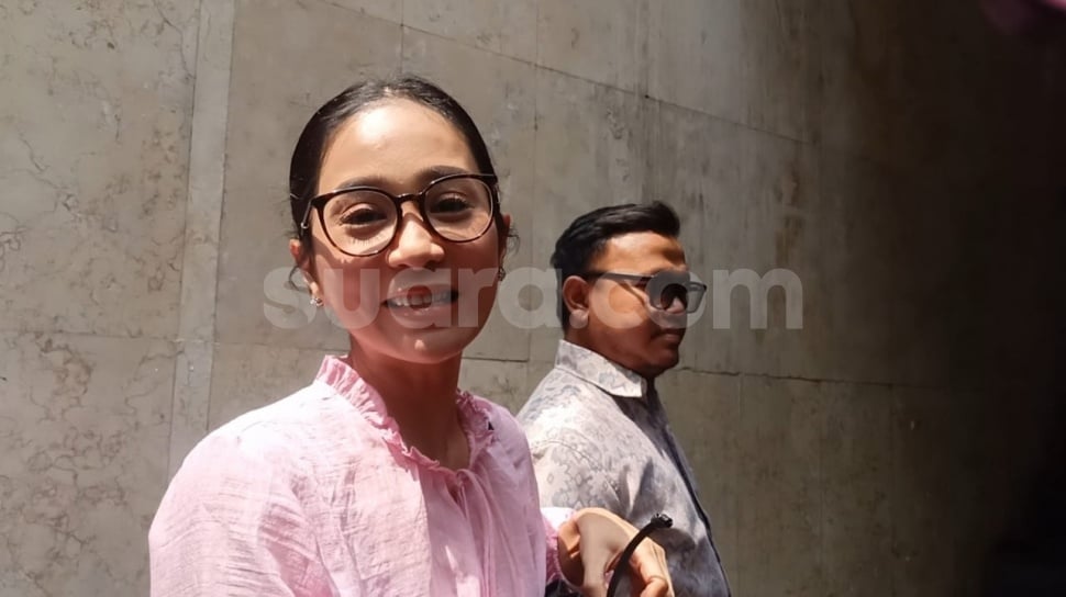 Pajang Video Terduga Pelaku Penipuan Rp 6,2 Miliar, Bunga Zainal Sampai Mual