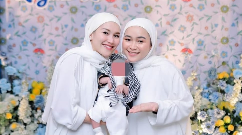 Innalillahi, Keponakan Ayu Ting Ting yang Baru Lahir Meninggal Dunia