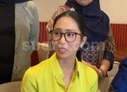 Bunga Zainal Nangis-Nangis usai Ditipu Rp15 Miliar: Itu Uang Anak Saya