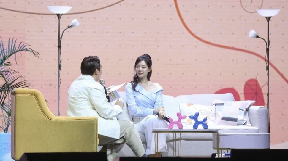 Kim Ji-won Sukses Gelar Fan Meeting Tour Be My One di Jakarta