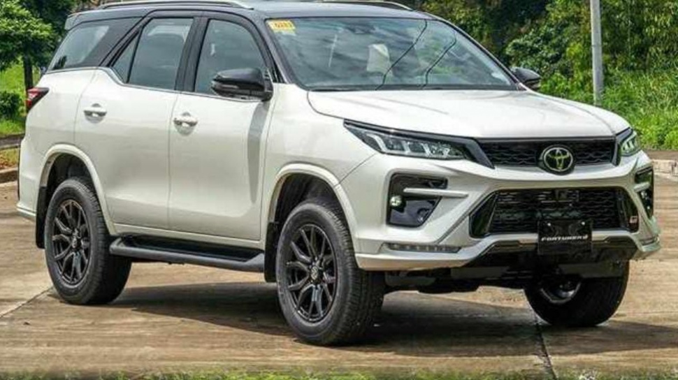 Meluncur Pekan Ini, New Fortuner Siap Tantang New Pajero Sport