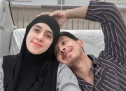 Takut Kenapa-Kenapa, Fairuz A Rafiq Tunggu di Luar Masjid Saat Suami Salat Jumat