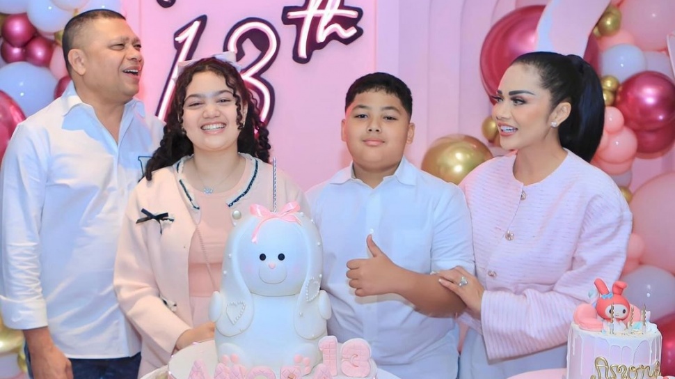 Bak Gadis 17 Tahun, Karisma Amora Lemos di Perayaan Ultah ke-13 Dipuji Selangit