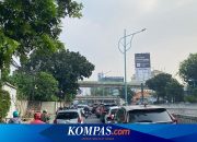 Tips Mengemudikan Mobil Matik Saat Kondisi Jalan Macet