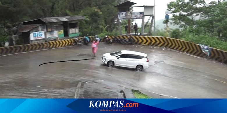 Teknik Mesin Anti-Mati Mobil Manual Stop-and-Go di Tanjakan