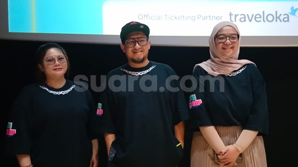 Promotor Spill Riders Colde dan Artis K-Pop Lain saat Manggung di City Camp