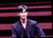 Keseruan Fan Meeting Kim Soo Hyun di Jakarta, Dari ‘Menyala Nasi Gorrreng’ Hingga Main Gasing Indonesia