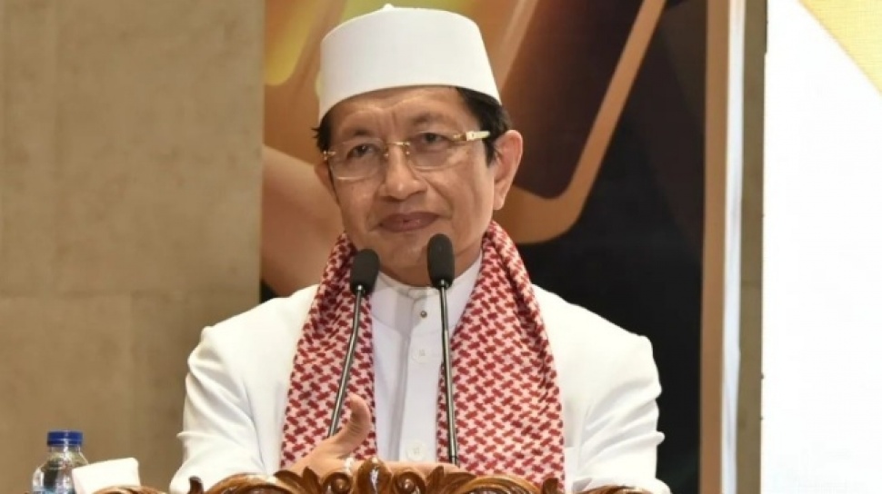 Profil Nasaruddin Umar, Imam Besar Masjid Istiqlal Cium Kepala Paus Fransiskus dengan Penuh Toleransi