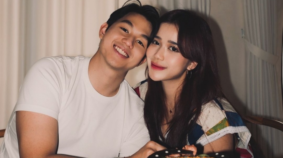 Dapat Cincin dari Jonathan Alden, Brisia Jodie Sudah Tak Sabar Ingin Segera Menikah