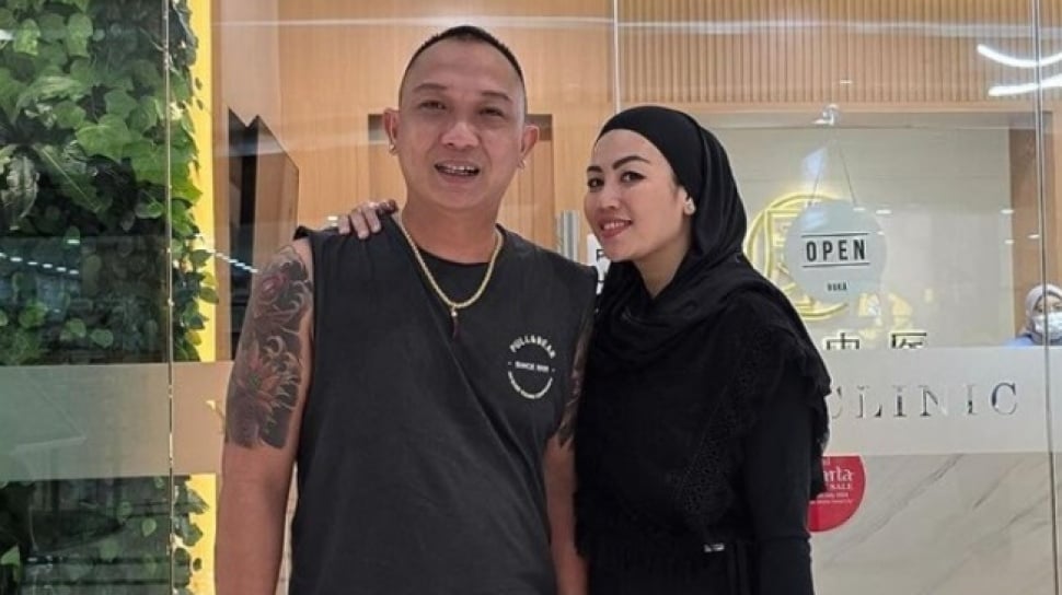 Profil Kiki Ulandari, Istri Jhon LBF yang Izinkan Suaminya Berikan Mobil kepada Kimberly Ryder