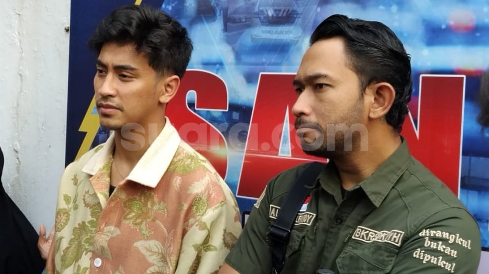 Biasa Jadi Garda Terdepan, Alfie Alfandy Ngibrit Ditanya Isu Foto Syur Abidzar Al Ghifari