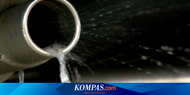 Begini Solusi Knalpot Mobil yang Kemasukan Air Hujan