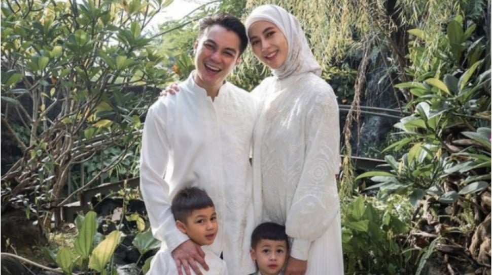 10 Potret Beda Gaya Baim Wong vs Paula Verhoeven Momong Anak, Siapa Berhak Dapat Hak Asuh?