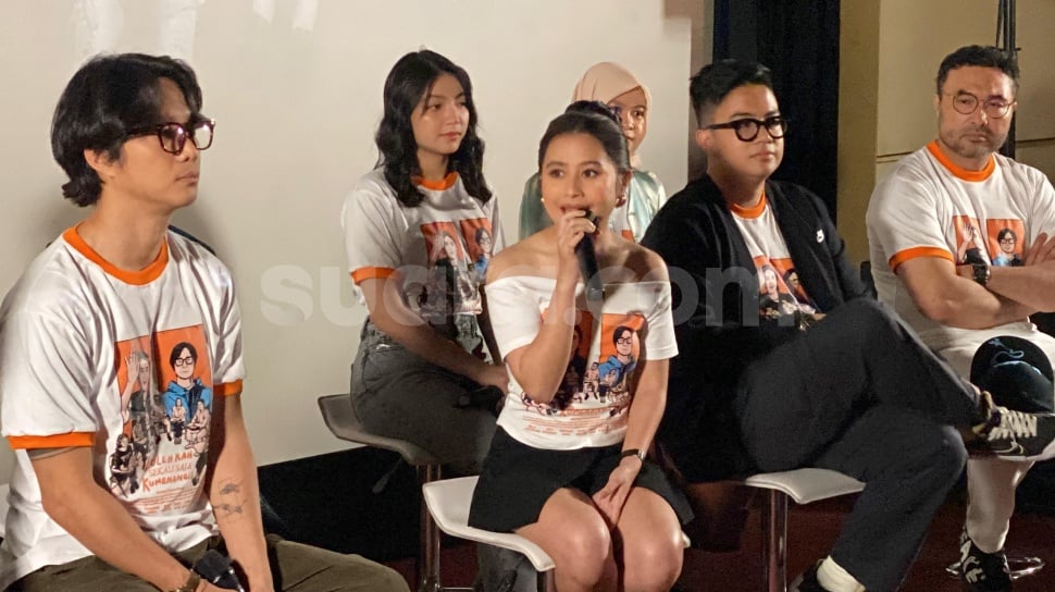 Prilly Latuconsina Singgung Soal Banyak Influencer Main Film Tapi Tak Serius, Sindir Fuji?