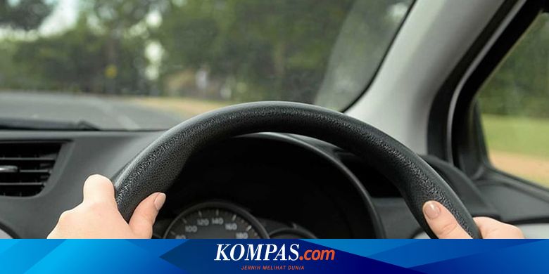 Risiko Kerusakan Serius akibat Memutar Setir Saat Mobil Berhenti