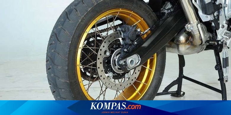 Pelek Jari-Jari Motor Harus Segera Dibersihkan Setelah Kena Hujan