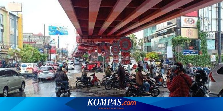 Jangan Berteduh Sembarangan Saat Hujan, Ini Bahayanya