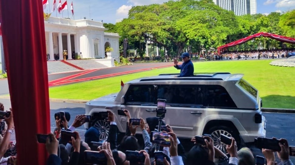 Antipeluru, Segini Kisaran Harga Mobil MV3 Garuda Limousine yang Dinaiki Prabowo dan Gibran