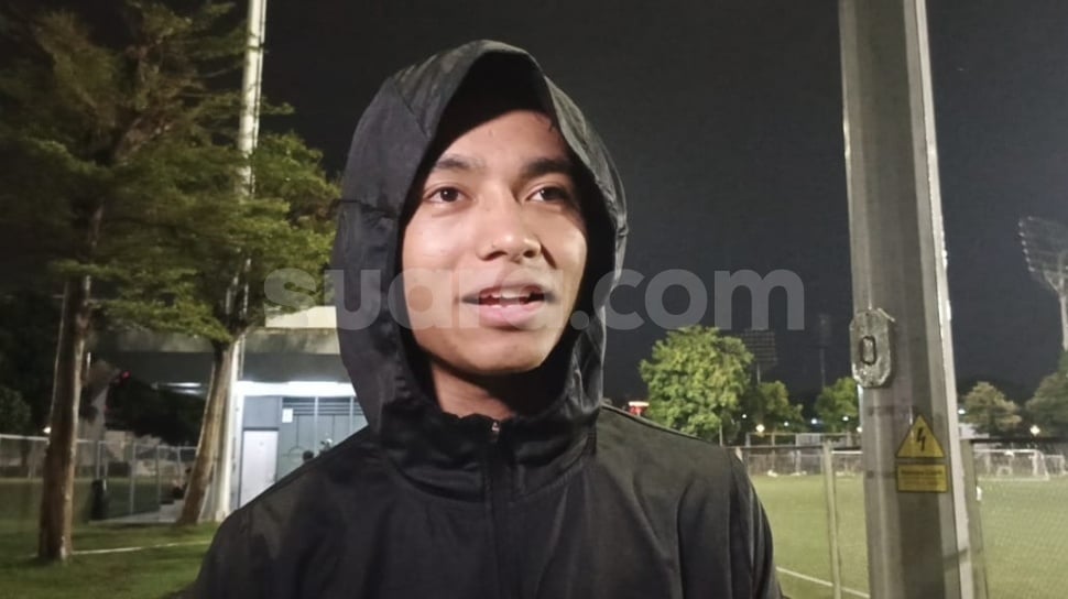 Hobi Main Sepak Bola Saat Hujan, Betrand Peto Dikhawatirkan Ruben Onsu