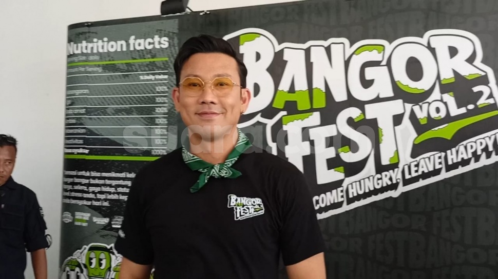 Dibela Orang Asli Bugis, Denny Sumargo dan Farhat Abbas Ditantang Naik Ring