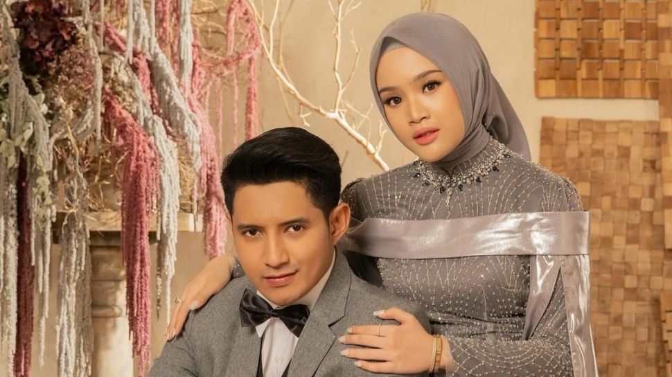 Kena Unfollow Massal, Chand Kelvin Minta Maaf Posting Foto Bareng Agus Salim