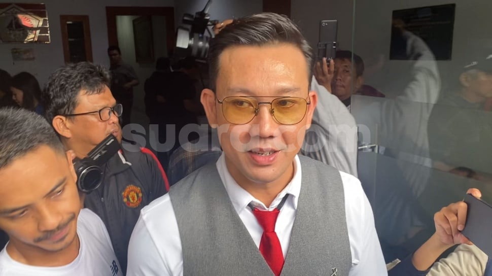 Dilaporkan Farhat Abbas, Denny Sumargo Dapat Dukungan Warga Sulsel dan Tegas Ogah Minta Maaf