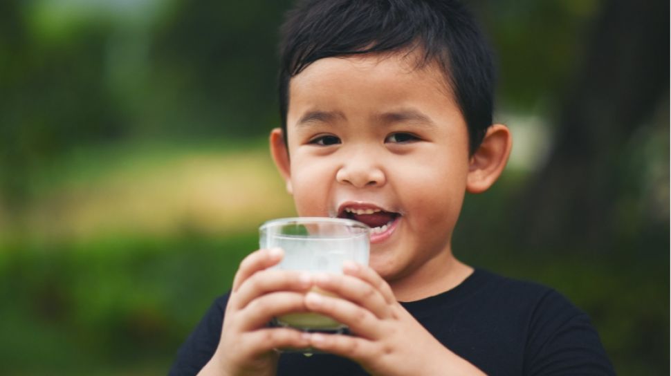 Susu Saat Sarapan Bantu Penuhi Kebutuhan Kalsium dan Vitamin D Anak-anak Indonesia