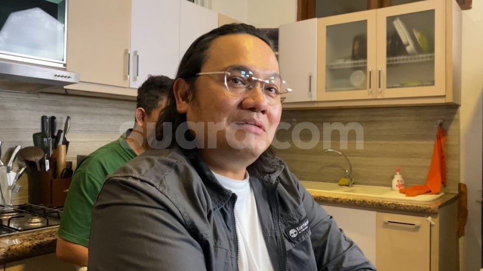 Farhat Abbas Protes Usai Nikita Mirzani Minta Uang Donasi Agus Salim Disalurkan ke Orang Lain