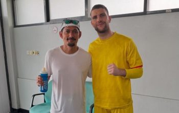 Foto Bareng Kiper Timnas Indonesia, Ibnu Jamil Diminta Rayu Maarten Paes Masuk Manchester United