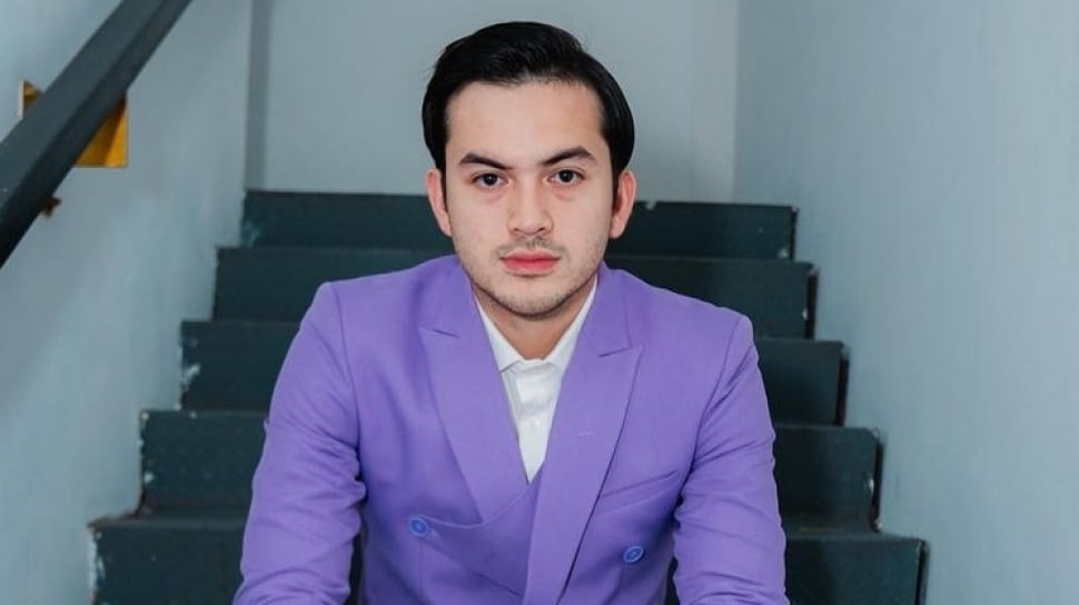 Rizky Nazar Kondangan Gandeng Cut Syifa Bikin Heboh, Pacaran?