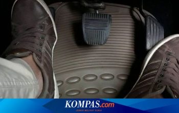 Tips Aman Mengemudikan Mobil Manual di Tanjakan Macet