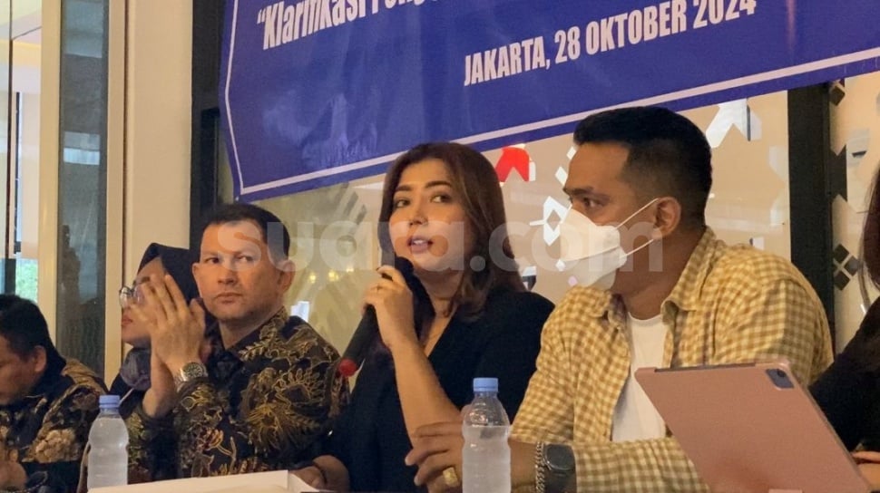 Fokus ke Pengobatan, Teh Novi Bantah Mau Laporkan Balik Agus Korban Penyiraman Air Keras