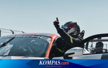 Moreno Soeprapto Juara Balap Porsche di Mandalika