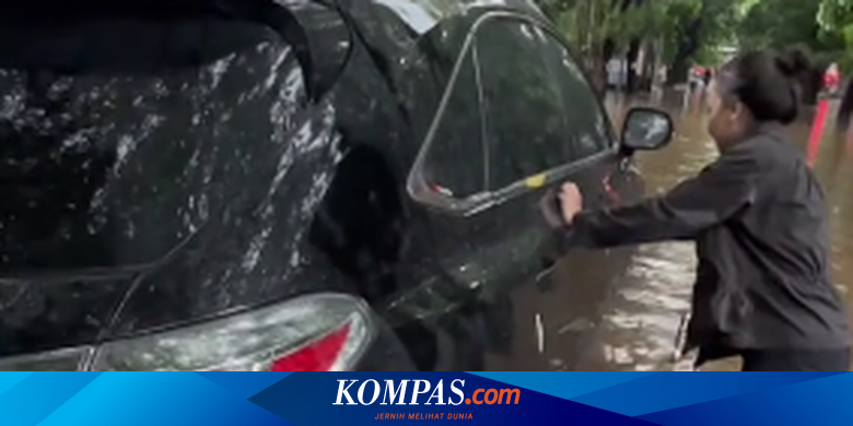 Jangan Langsung Nyalakan Mesin Setelah Mobil Terendam Banjir