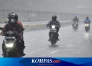 Apakah Motor Harus Segera Dicuci Setelah Kena Hujan?