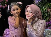 Jarak Tak Jadi Halangan, Putri Delina Bikin Kejutan Spesial untuk Ultah Adik Tirinya