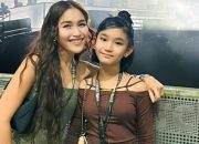 5 Gaya Keren Ayu Ting Ting dan Bilqis di Fan Meeting LISA, Bak Adik Kakak