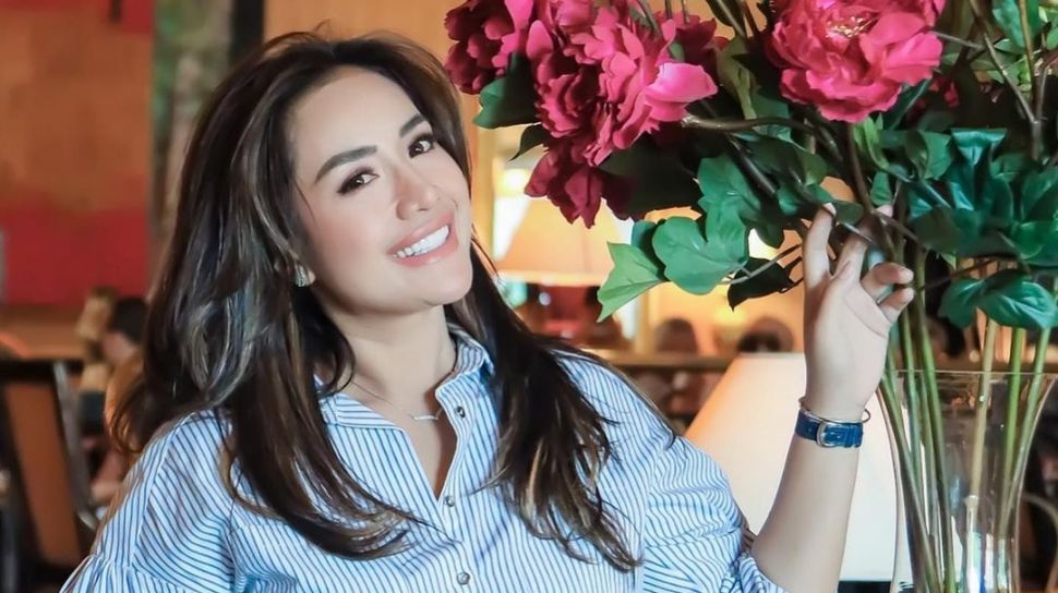 Berbeda dari Vanessa Nabila, Shinta Bachir Malah Blak-blakan Jadi Wanita Simpanan Pejabat