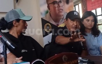 Heran Rumahnya Mau Dirobohkan, Ayah Vadel Badjideh Sebut Nikita Mirzani Sampah