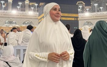 Dianggap Penistaan Agama, Isa Zega Terancam 5 Tahun Penjara Usai Umrah Pakai Busana Perempuan