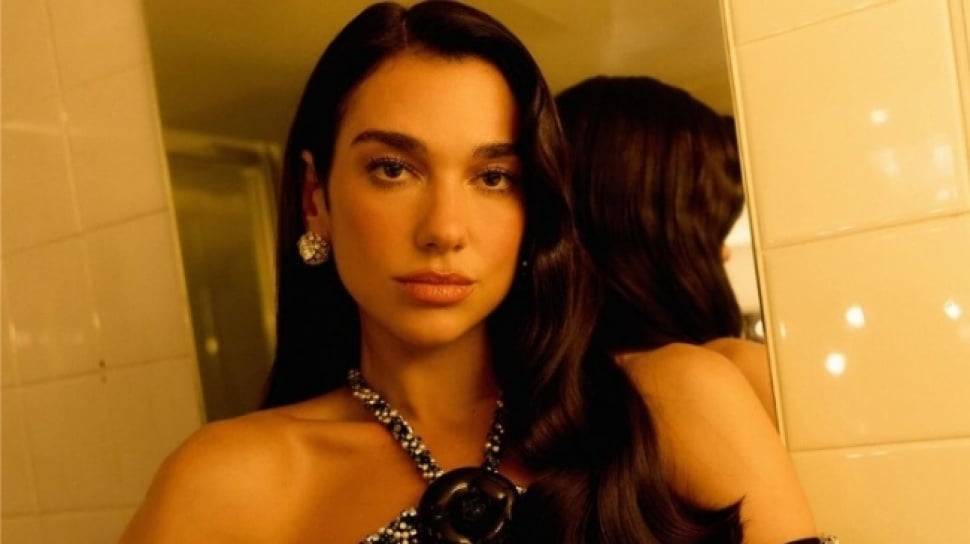 Dua Lipa Kepergok Lagi Santai di Hotel Kawasan SCBD, Mata Sembap Jadi Sorotan: Karena Konser Batal?