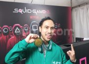 Ikut Permainan Red Light Green Light Squid Game 2, Randy Danistha Berhasil Kalahkan Bambang Pamungkas