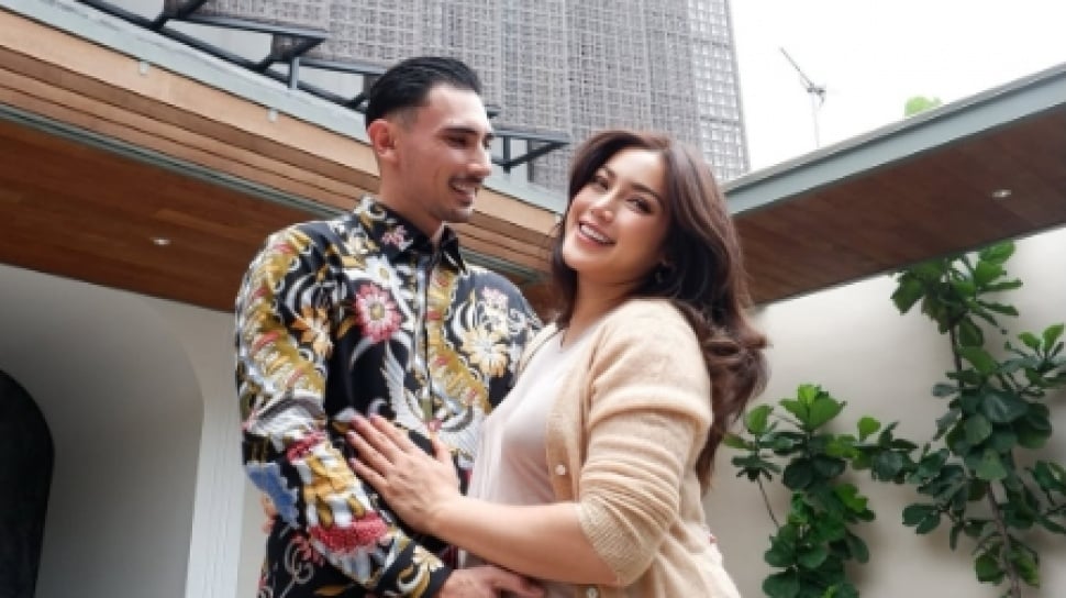 Ingin Nikmati Hidup Bareng Jessica Iskandar dan Ketiga Anaknya, Vincent Verhaag Ogah Tambah Momongan