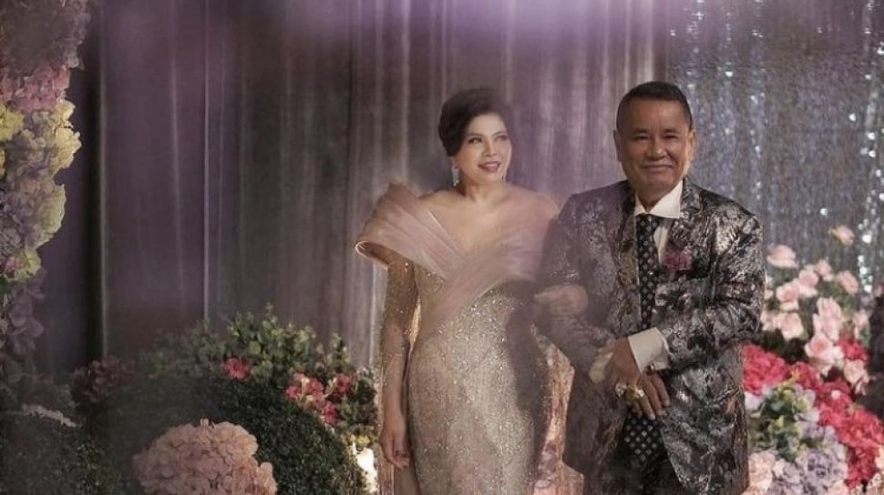 Istrinya Diledek Kalah Cantik, Hotman Paris Jawab Sindiran Alvin Lim dengan Cara Berkelas